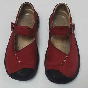 Women's Keen Mary Jane style shoes, size 7 1/2
